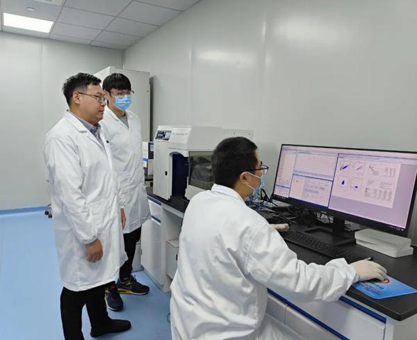 服务细胞和基因治疗产业，浦东金检第三方检测平台推出200个检测项目